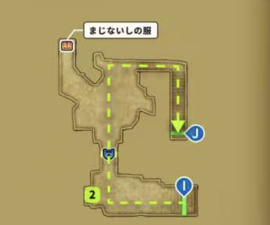 ドラクエ3 ピラミッド 攻略｜ボタンの順番からボス戦まで完全ガイド 「ドラクエ3 ピラミッド 攻略」をお探しの方に向けて、本記事ではピラミッドのマップ構造、仕掛けのボタンの押し順、宝箱の注意点、ボス「ナイルのあくま」の攻略法、そしてピラミッド内で入手できる重要アイテムについて詳しく解説します。推奨レベルは15〜17で、準備を整えて挑みましょう。 ピラミッドの基本構造と推奨レベル ピラミッドはイシスの北に位置する大型ダンジョンで、1階から5階までの階層構造です。推奨レベルは15〜17で、レベルが低いとボス戦や宝箱の敵に苦戦します。回復アイテムは多めに持参し、特に地下階は呪文が使えないため注意が必要です。 1階と2階の攻略ポイント 1階の入り口から入ったら、右上の階段で2階へ進みます。1階の十字路中央には落とし穴があり、落ちると呪文が使えない地下エリアに移動するため避けましょう。左上の宝箱には「ひとくいばこ」に化けた罠もあるので無理に開けず回避がおすすめです。 2階は南側の階段（正規ルート）から3階へ進みます。北側の階段から1階に戻ると、宝箱から「パワーナックル」「いのりのゆびわ」「ちいさなメダル」などを入手可能です。 3階のボタンの押し順とボス戦 3階には「まんまるボタン」が複数あり、正しい順番で押すことで中央の扉が開きます。押す順番は以下の通りです。 右下の丸いボタン 左下の丸いボタン この順番を間違えると扉は開きません。扉の先にはボス「ナイルのあくま」が待ち受けています。 ナイルのあくま攻略ポイント 推奨レベルは17以上 「マホトーン」で呪文を封じることが有効 まずは「マミーズアイ」を優先的に倒す 全員に回復手段を用意し、長期戦に備える 勇者が「デイン」を覚えていればデイン中心の攻撃がおすすめ ボスを倒すと「まよけのすず」と「まほうのかぎ」を入手できます。「まほうのかぎ」は青色の扉を開けるために必要なので必ず回収しましょう。 4階と5階の攻略 ボス撃破後、3階の左上か右上の階段から4階へ進みます。4階には大量の宝箱があり、開けるたびに戦闘になりますが、勝利すると「いしのかつら（呪い装備）」「ホーリーランス」「マジカルスカート」などの強力な装備やアイテムを入手可能です。すべて開けるのがおすすめです。 4階の右下の階段から5階に進み、扉を開けて奥の宝箱から「まじないしの服」を入手しましょう。宝箱を開けたら右の階段から屋上に出ます。 屋上の宝箱と脱出方法 屋上の一番奥の足元を調べると「ちいさなメダル」を入手できます。入手後は崖から飛び降りてピラミッドの入り口まで戻りましょう。落ちないように注意が必要です。 ピラミッド地下の隠し階段と黄金の爪 ピラミッドの地下1階左上の部屋にある像を調べると隠し階段が出現し、地下2階へ進めます。地下2階の一番奥の棺から「おうごんのつめ（黄金の爪）」を入手可能です。 黄金の爪は武闘家用の強力な武器ですが、持っている間はエンカウント率が上昇する呪いがかかるため注意が必要です。脱出までに敵と戦いながら進みましょう。 ピラミッド攻略のまとめと準備 推奨レベルは15〜17 回復アイテムは多めに持参 落とし穴やひとくいばこに注意 ボタンは右下→左下の順で押す ボス「ナイルのあくま」はマホトーンとデインが有効 宝箱は戦闘発生するが強力な装備が手に入る 黄金の爪は呪い付きだが強力な武器 ピラミッド攻略後は「まほうのかぎ」を使い、これまで開けられなかった宝箱を開けに各地の街へ戻るのがおすすめです。